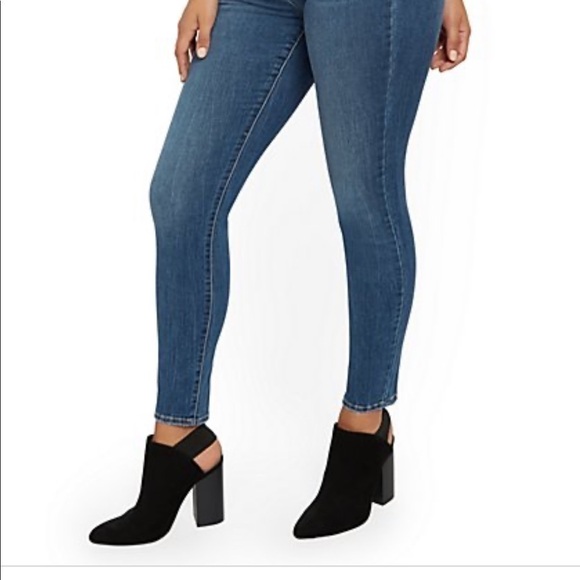 NEW YORK & COMPANY Soho Jeggings size 0 - Picture 2 of 7